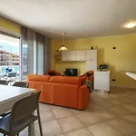 Yellow View By Halldis Apartman Gera Lario